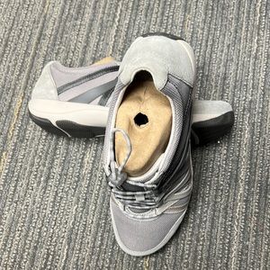 Dansko Sneaker size 41 (10.5-11)